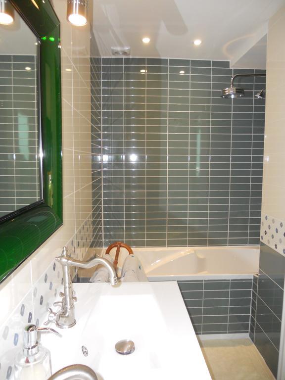 Le Nid D'Hirondelles Bed & Breakfast Perthes-en-Gatinais Екстериор снимка